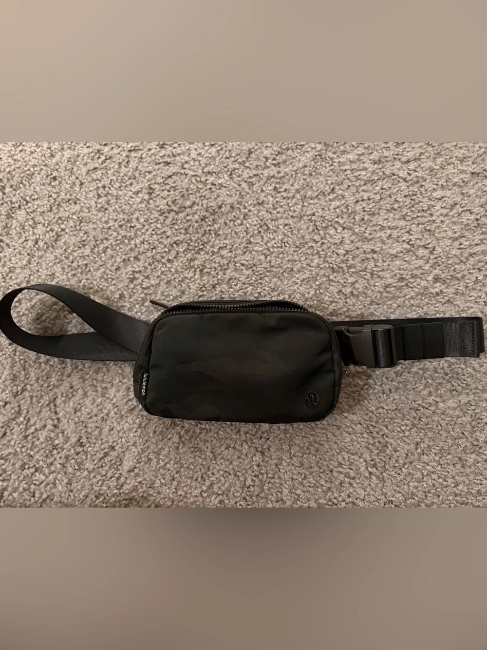 lululemon athletica sleek lululemon